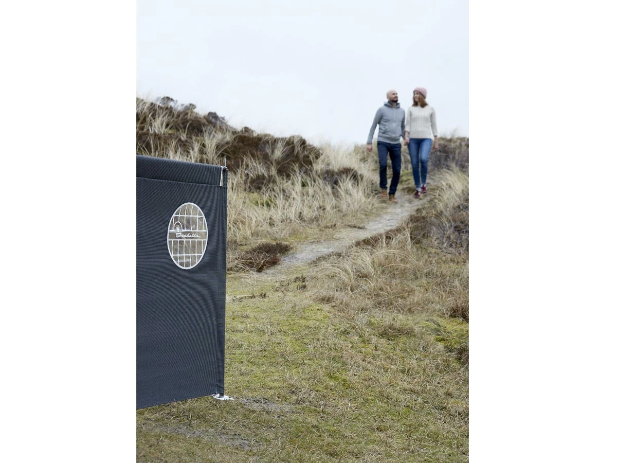 Isabella North Windschutz 1 Isabella North Windschutz